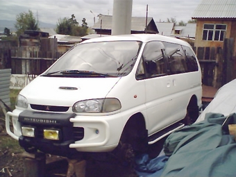 1995 Mitsubishi Delica