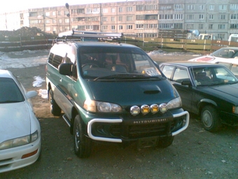 1995 Mitsubishi Delica