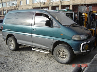 1995 Mitsubishi Delica