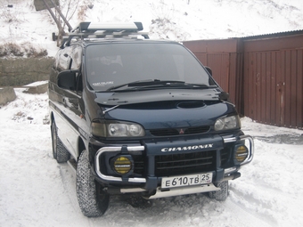 1995 Mitsubishi Delica