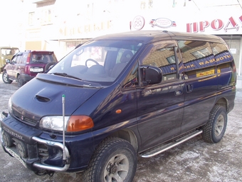 1995 Mitsubishi Delica