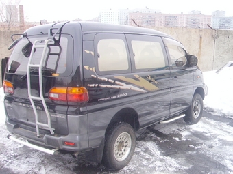 1995 Mitsubishi Delica