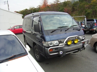 1995 Mitsubishi Delica