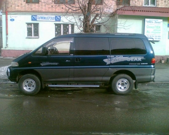 1995 Mitsubishi Delica