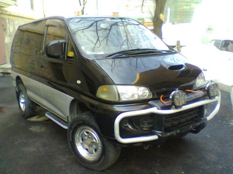 1995 Mitsubishi Delica