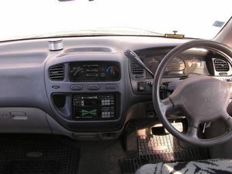 1995 Mitsubishi Delica