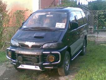 1995 Mitsubishi Delica