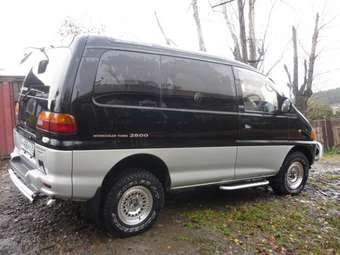 Mitsubishi Delica