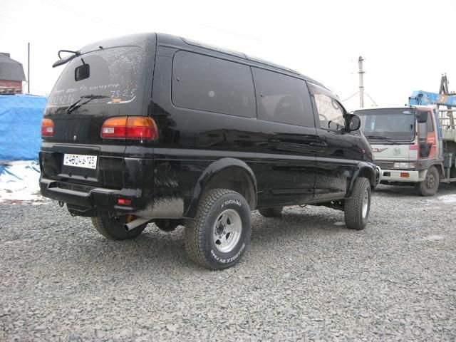 1995 Mitsubishi Delica