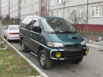 1995 Mitsubishi Delica