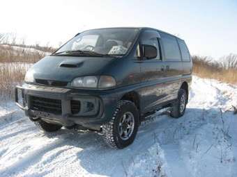 1995 Mitsubishi Delica Images