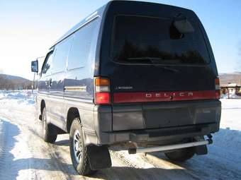 1995 Mitsubishi Delica Pics