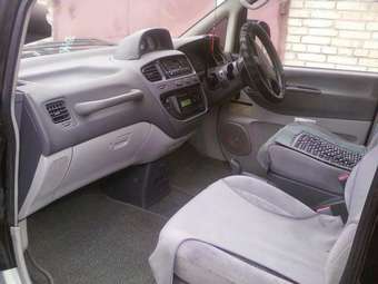 1995 Mitsubishi Delica Photos
