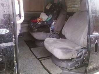 1995 Mitsubishi Delica Photos