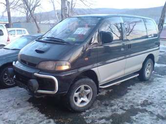 1995 Mitsubishi Delica Pictures