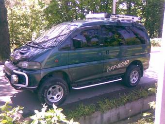 1995 Mitsubishi Delica