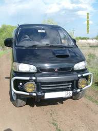 1995 Mitsubishi Delica Pictures