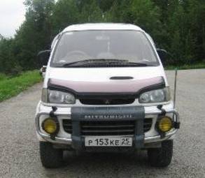 1995 Mitsubishi Delica Pictures