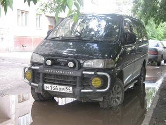 1995 Mitsubishi Delica Pics