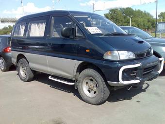 1995 Mitsubishi Delica Pics