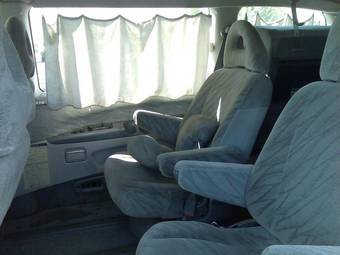 1995 Mitsubishi Delica Pictures