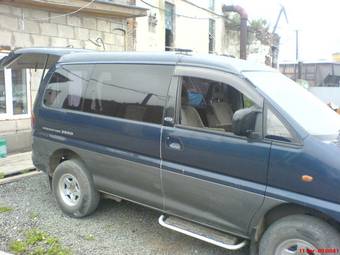 1995 Mitsubishi Delica