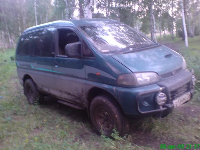 1995 Mitsubishi Delica