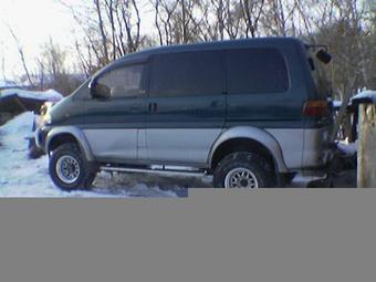 1996 Mitsubishi Delica