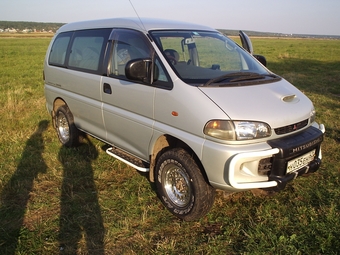 1996 Mitsubishi Delica