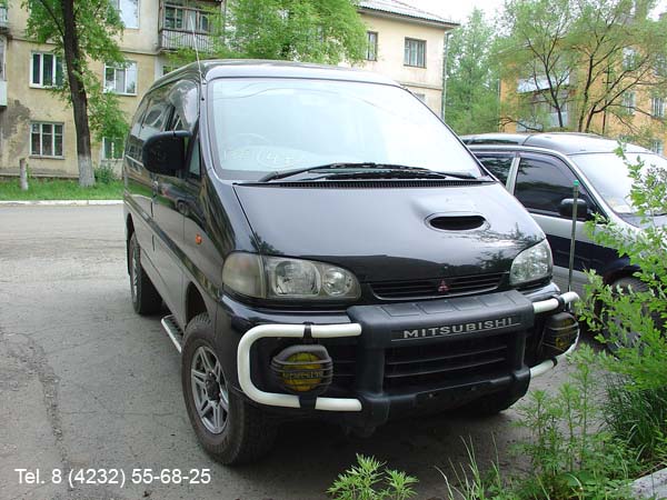 1996 Mitsubishi Delica