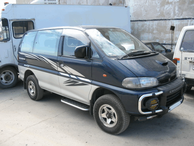 1996 Mitsubishi Delica