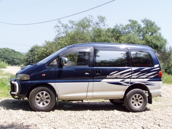 1996 Mitsubishi Delica