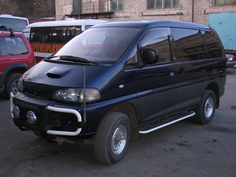 1996 Mitsubishi Delica