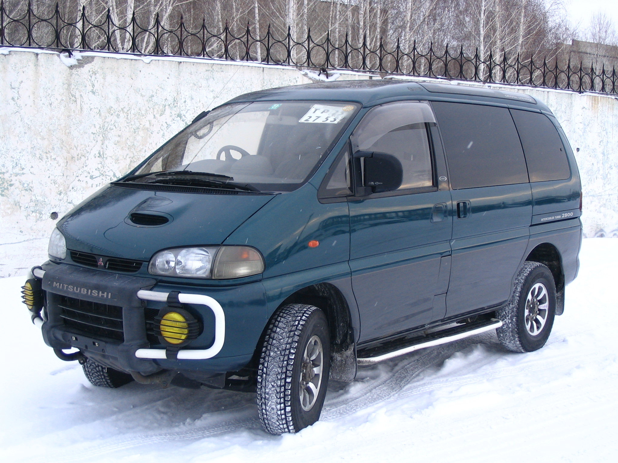 1996 Mitsubishi Delica