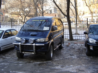 1996 Mitsubishi Delica