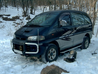 1996 Mitsubishi Delica