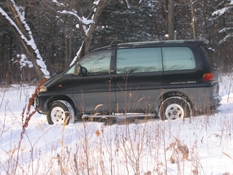 1996 Mitsubishi Delica