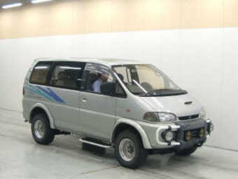1996 Mitsubishi Delica