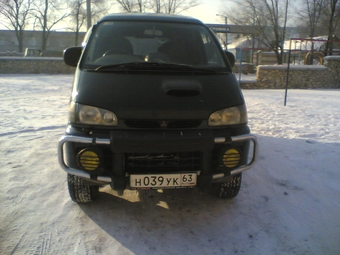 1996 Mitsubishi Delica