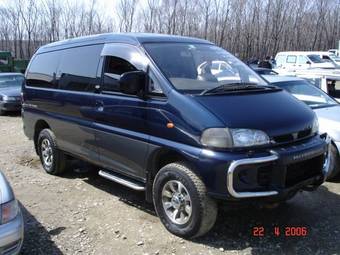 1996 Mitsubishi Delica