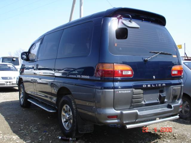 1996 Mitsubishi Delica