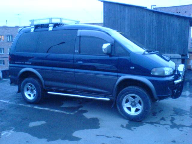 1996 Mitsubishi Delica