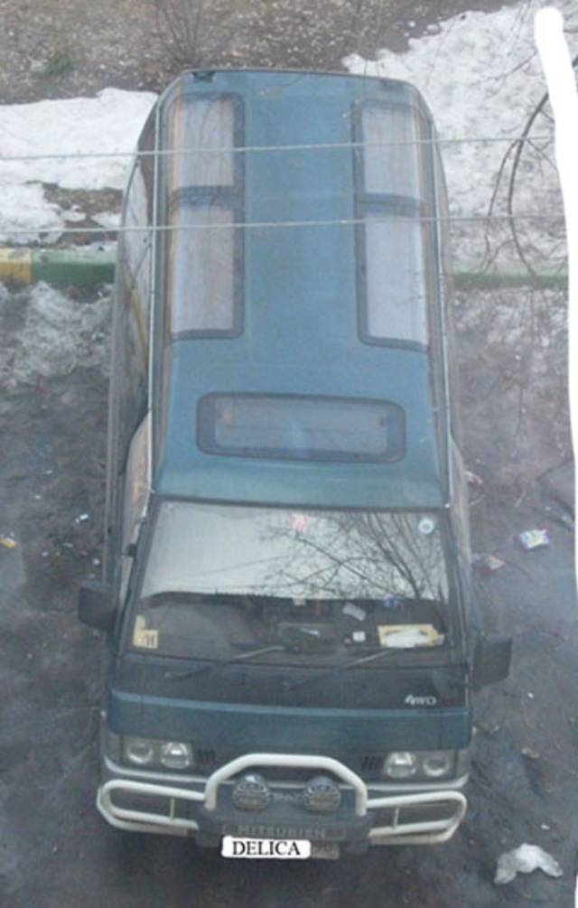 1996 Mitsubishi Delica