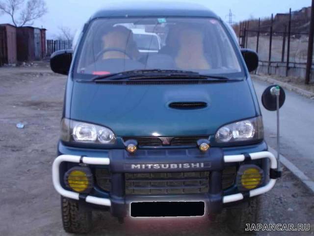 1996 Mitsubishi Delica