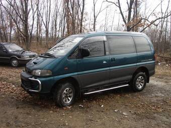 1996 Mitsubishi Delica