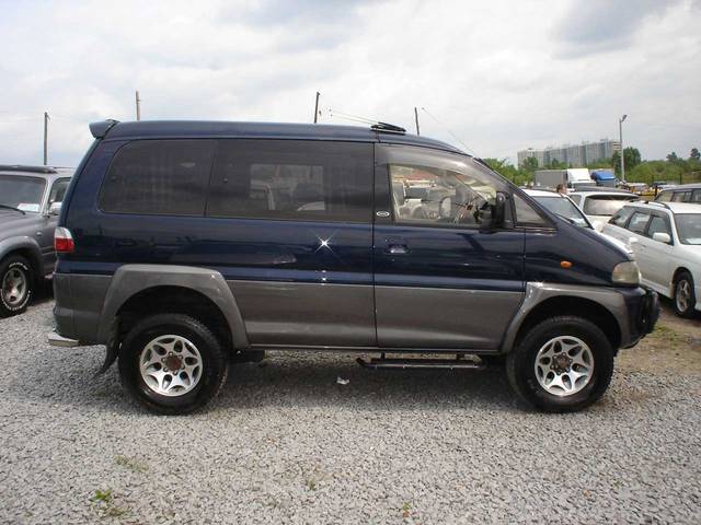 1996 Mitsubishi Delica