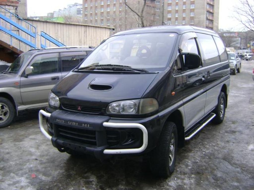 1996 Mitsubishi Delica