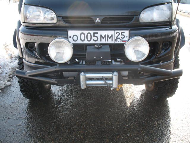 1996 Mitsubishi Delica