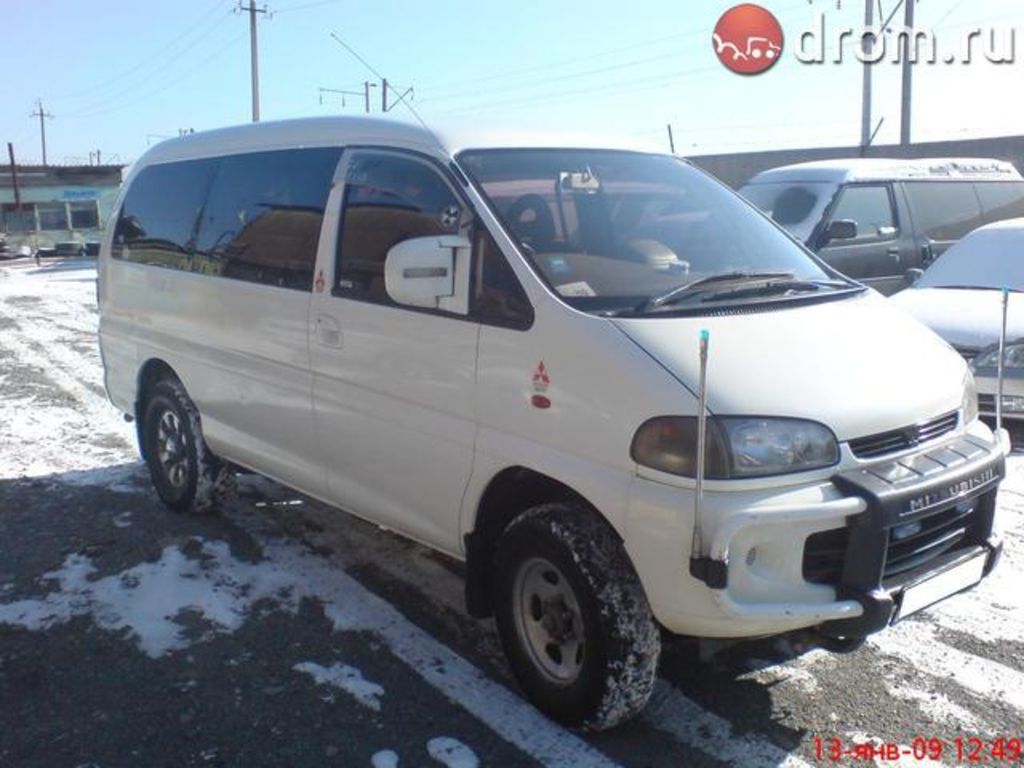 1996 Mitsubishi Delica