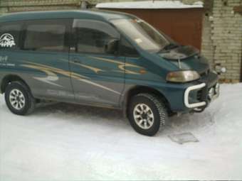 1996 Mitsubishi Delica